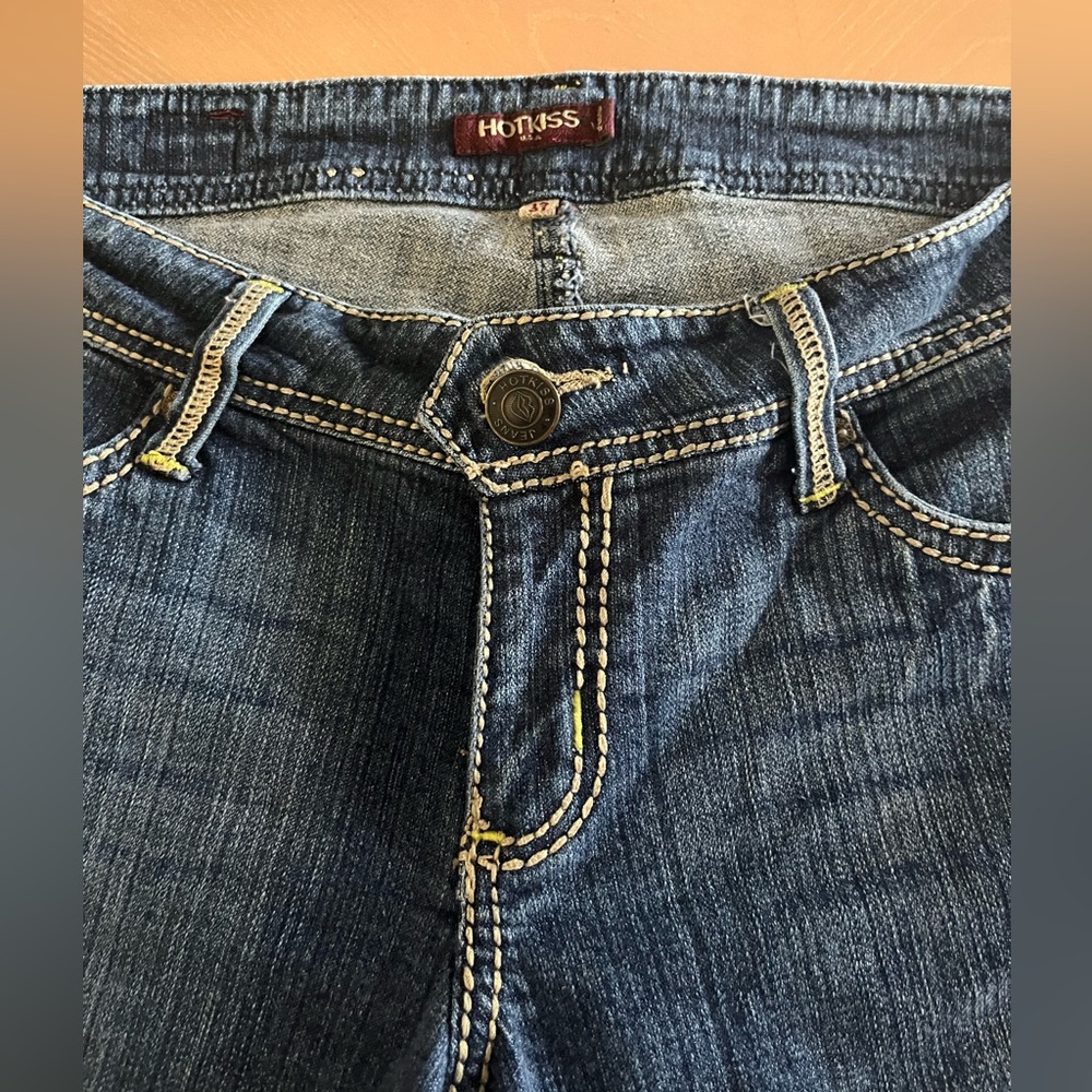 Capri, jeans, hot kiss, size 13